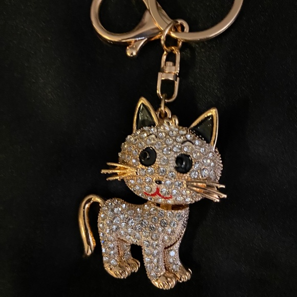 Cat Keychain with Rhinestones - Picture 2 of 3